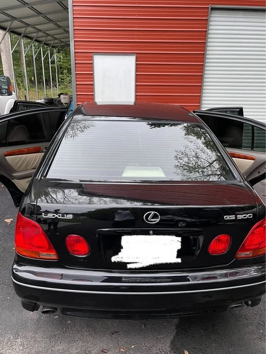 2003 Lexus GS 2nd Gen - Image 3 of 9