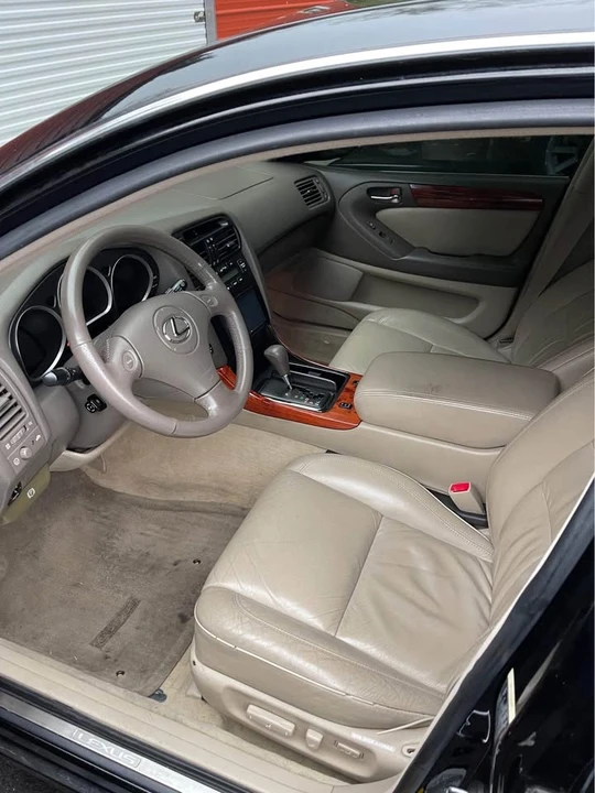 2003 Lexus GS 2nd Gen - Image 4 of 9