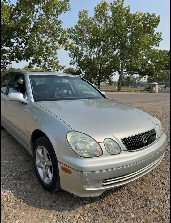 2003 Lexus GS 2nd Gen - Image 2 of 9