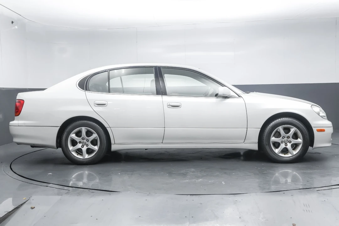 2003 Lexus GS 2nd Gen - Image 29 of 31