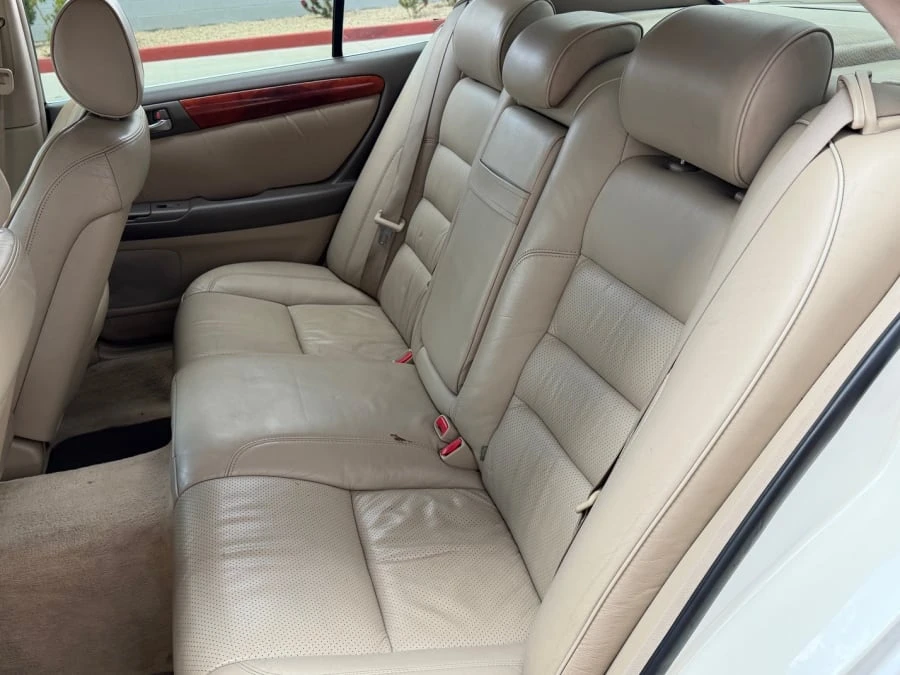 2003 Lexus GS 2nd Gen - Image 17 of 22