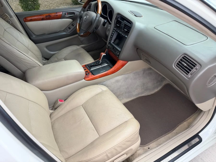 2003 Lexus GS 2nd Gen - Image 19 of 22