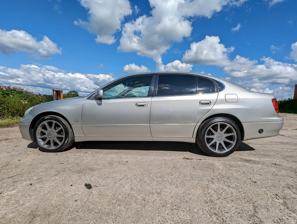 2003 Lexus GS 2nd Gen - Image 5 of 30