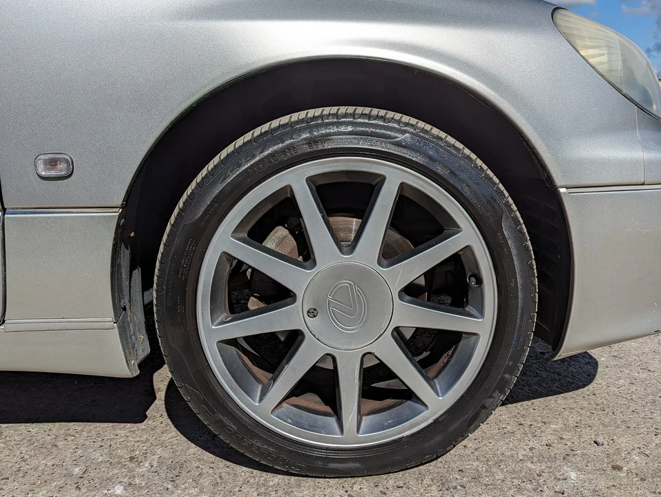 2003 Lexus GS 2nd Gen - Image 10 of 30