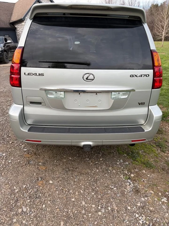 2003 Lexus GX 1st Gen - Image 3 of 17