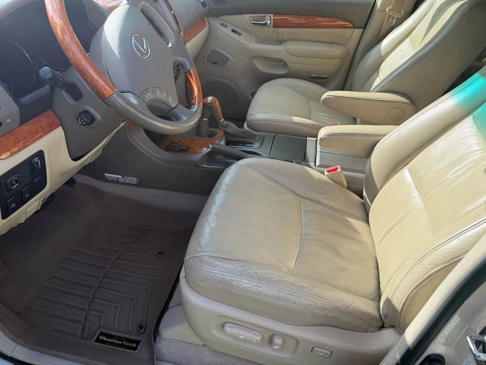 2003 Lexus GX 1st Gen - Image 6 of 10