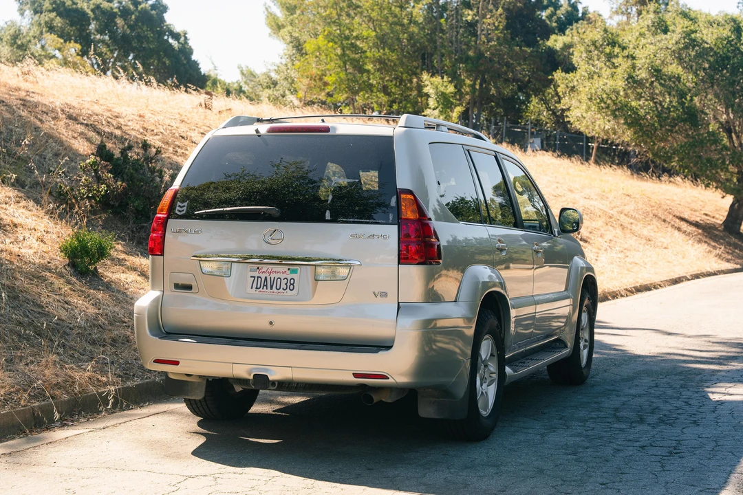 2003 Lexus GX 1st Gen - Image 12 of 31