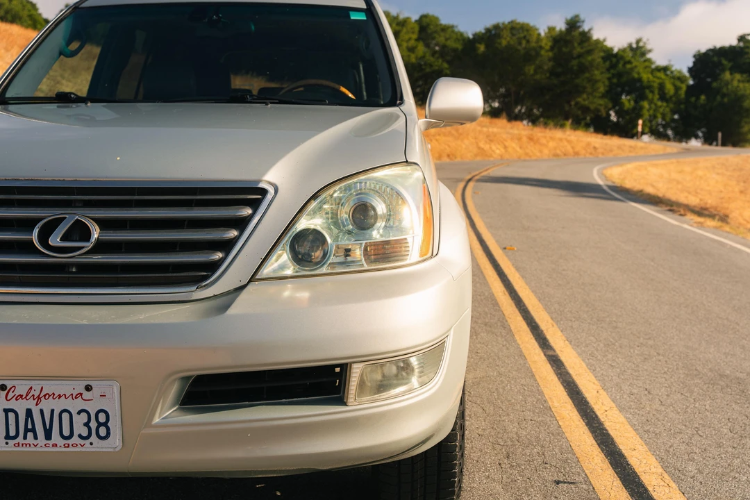 2003 Lexus GX 1st Gen - Image 20 of 31