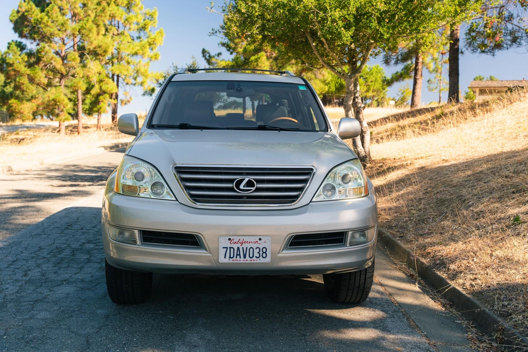 2003 Lexus GX 1st Gen - Image 8 of 31