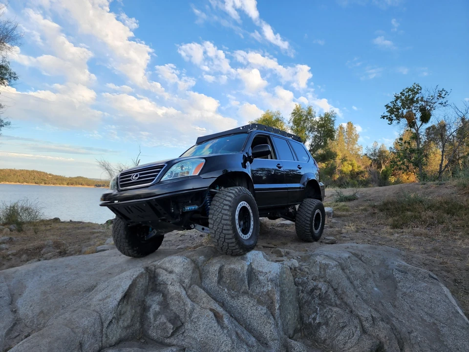 2003 Lexus GX 1st Gen - Image 8 of 31