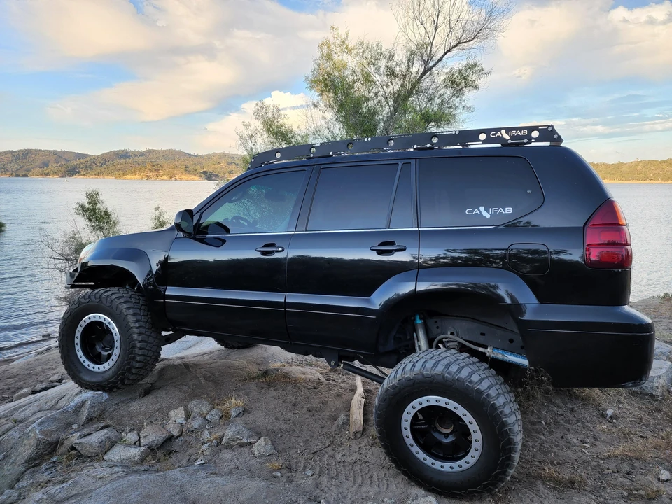 2003 Lexus GX 1st Gen - Image 12 of 31