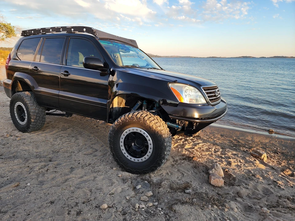2003 Lexus GX 1st Gen - Image 17 of 31
