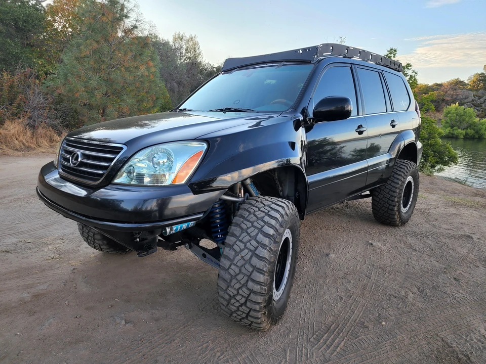 2003 Lexus GX 1st Gen - Image 19 of 31
