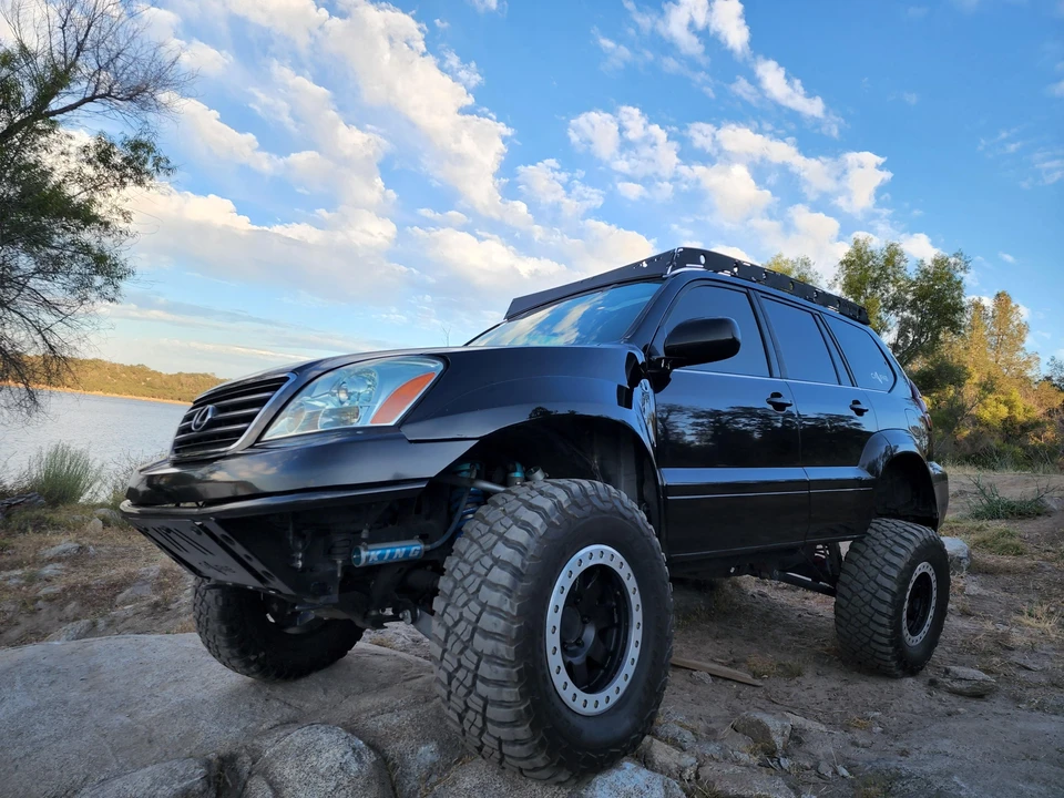 2003 Lexus GX 1st Gen - Image 9 of 31