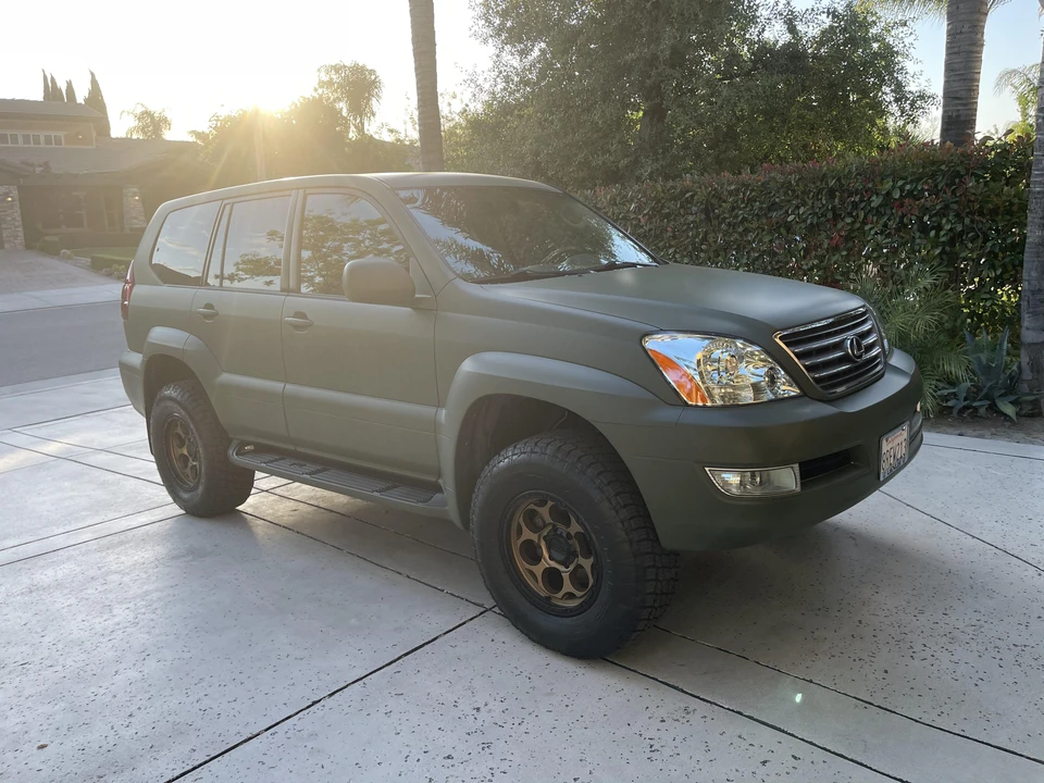 2003 Lexus GX 1st Gen - Image 17 of 31