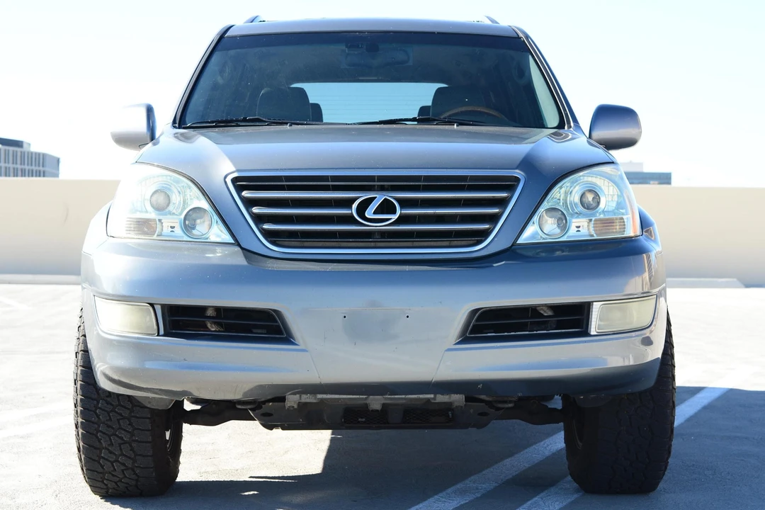 2003 Lexus GX 1st Gen - Image 2 of 31