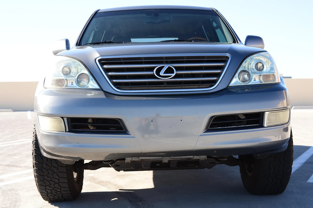 2003 Lexus GX 1st Gen - Image 6 of 31