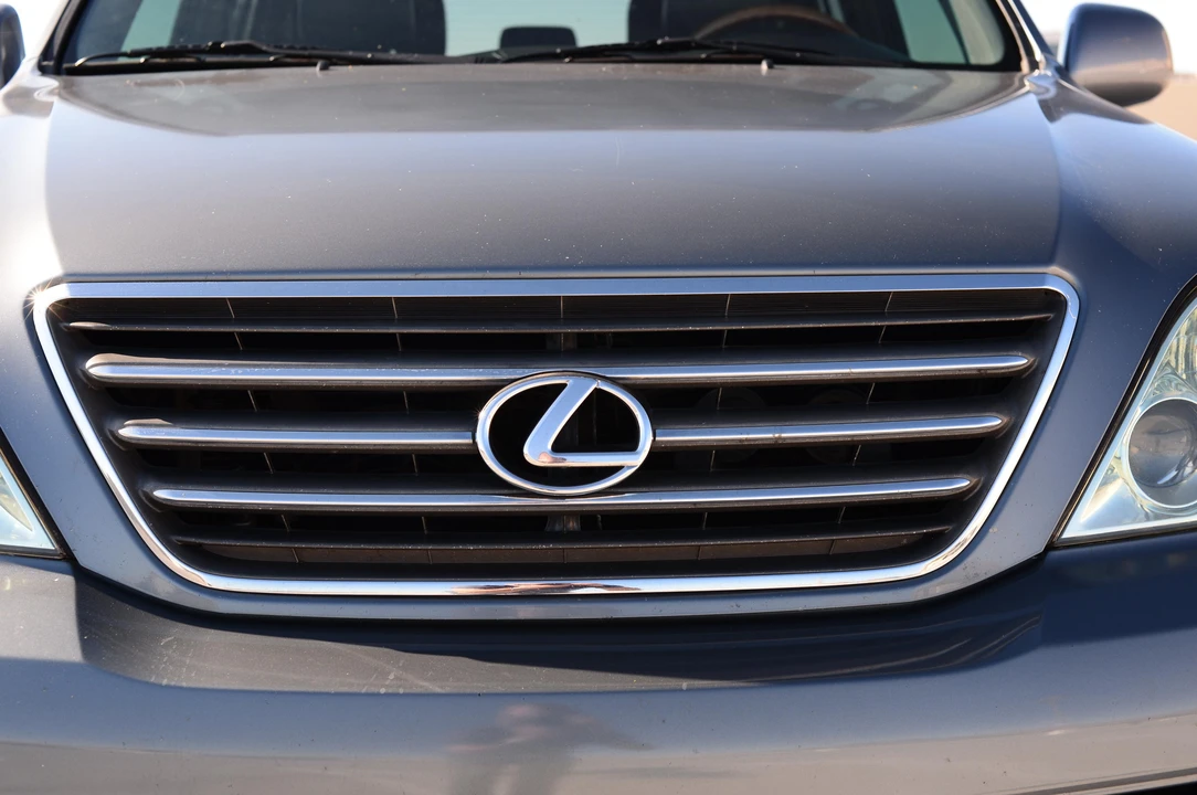 2003 Lexus GX 1st Gen - Image 22 of 31