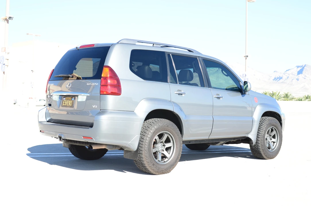 2003 Lexus GX 1st Gen - Image 13 of 31