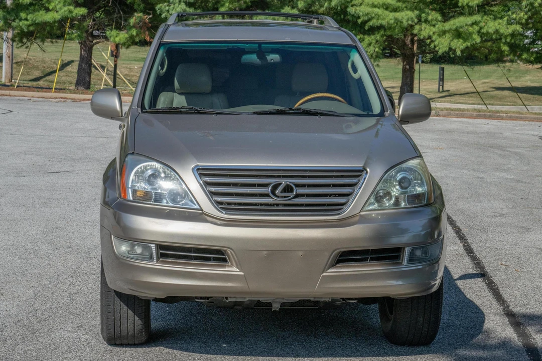 2003 Lexus GX 1st Gen - Image 2 of 31