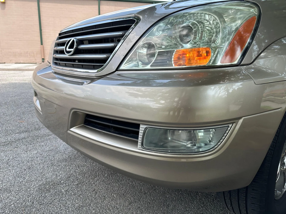 2003 Lexus GX 1st Gen - Image 29 of 31