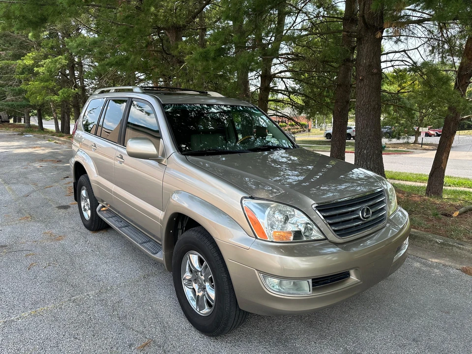 2003 Lexus GX 1st Gen - Image 21 of 31