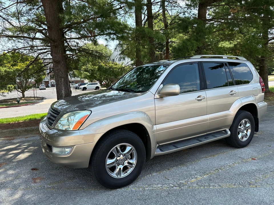 2003 Lexus GX 1st Gen - Image 15 of 31