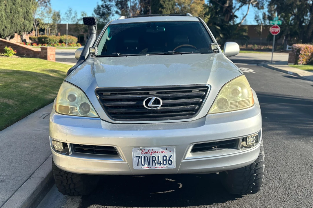 2003 Lexus GX 1st Gen - Image 2 of 31