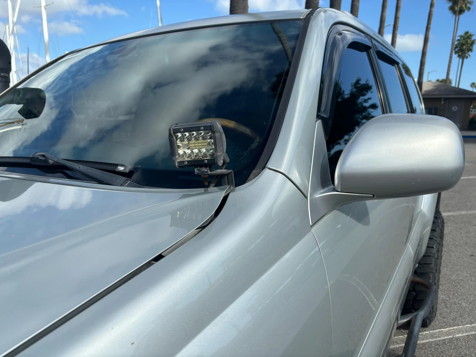 2003 Lexus GX 1st Gen - Image 27 of 31