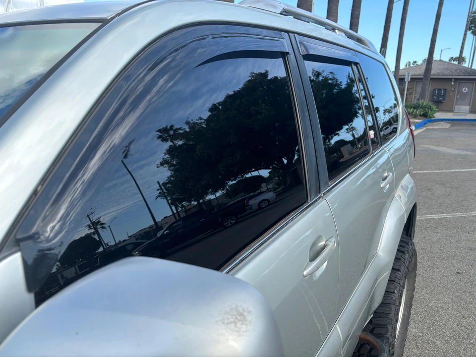 2003 Lexus GX 1st Gen - Image 20 of 31