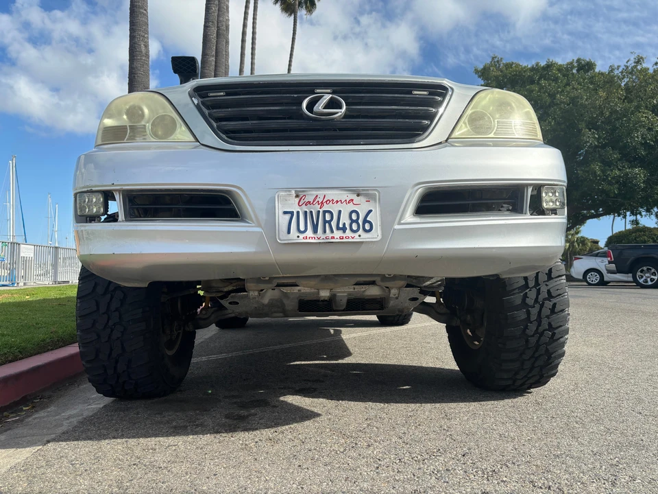 2003 Lexus GX 1st Gen - Image 8 of 31