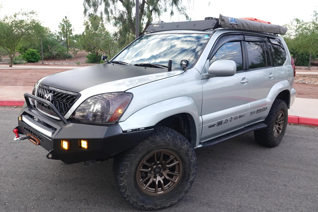 2003 Lexus GX 1st Gen - Image 9 of 31