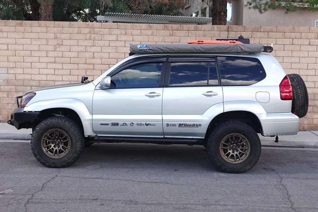 2003 Lexus GX 1st Gen - Image 3 of 31