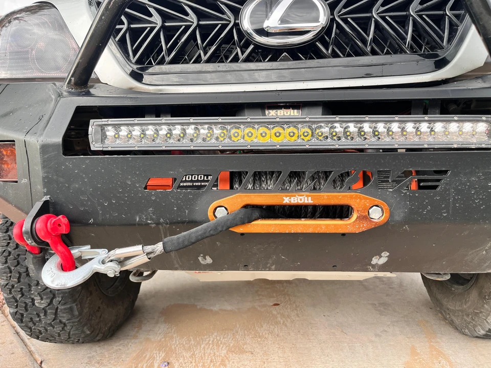 2003 Lexus GX 1st Gen - Image 26 of 31