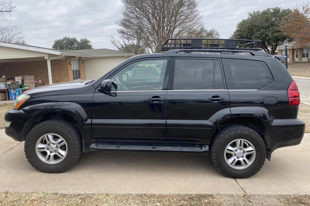 2003 Lexus GX 1st Gen - Image 3 of 31