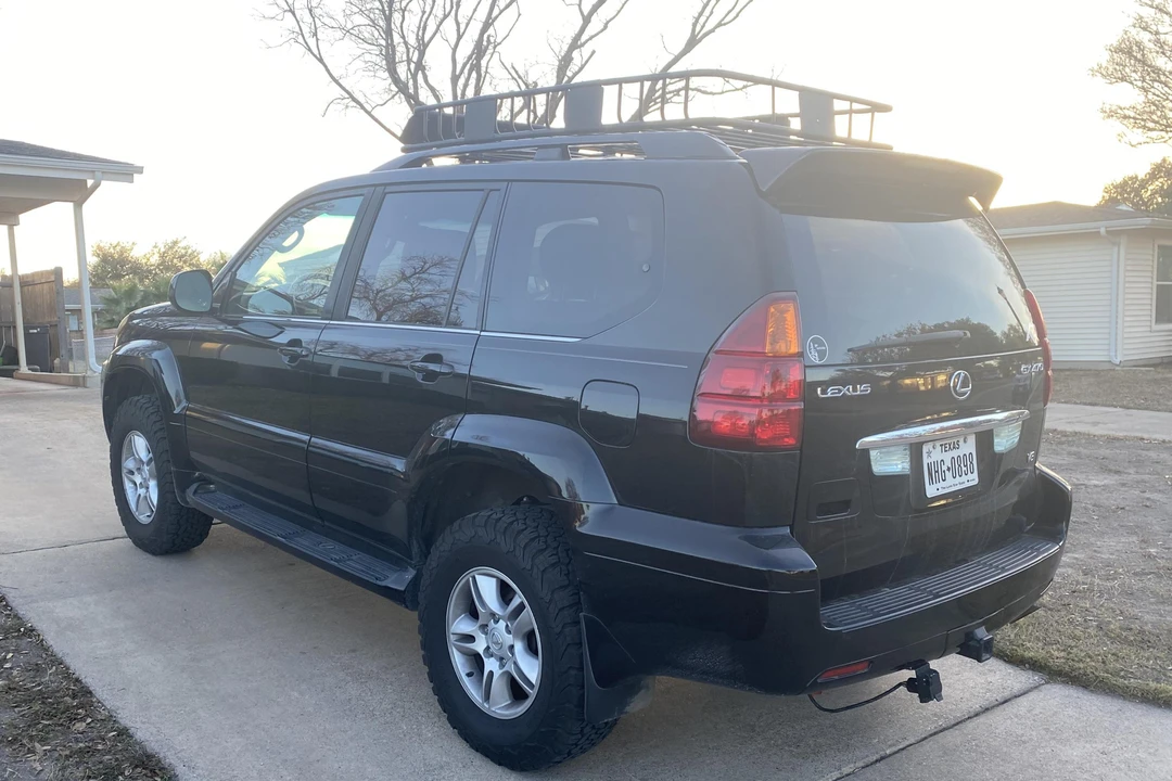 2003 Lexus GX 1st Gen - Image 13 of 31