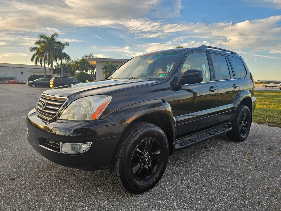2003 Lexus GX 1st Gen - Image 8 of 31
