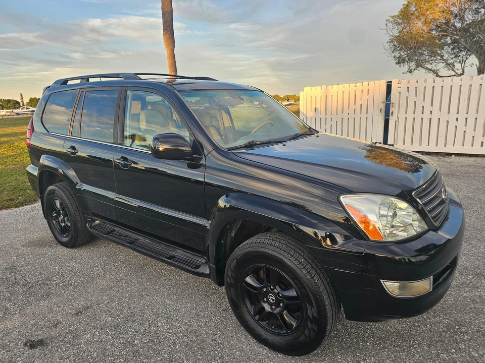 2003 Lexus GX 1st Gen - Image 16 of 31