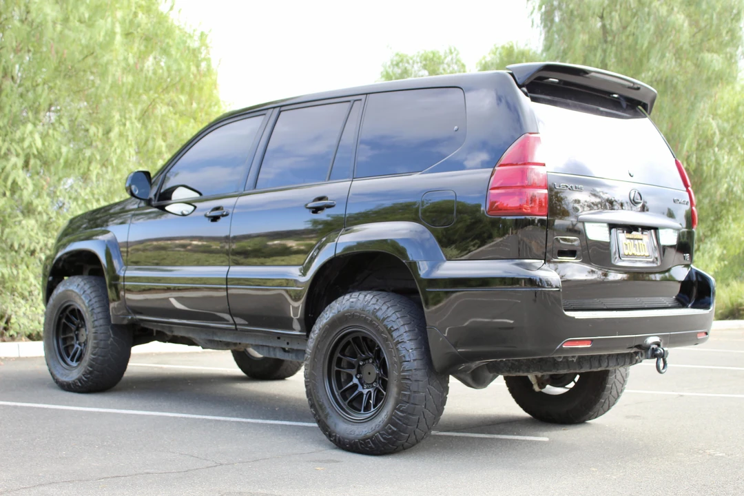 2003 Lexus GX 1st Gen - Image 13 of 31