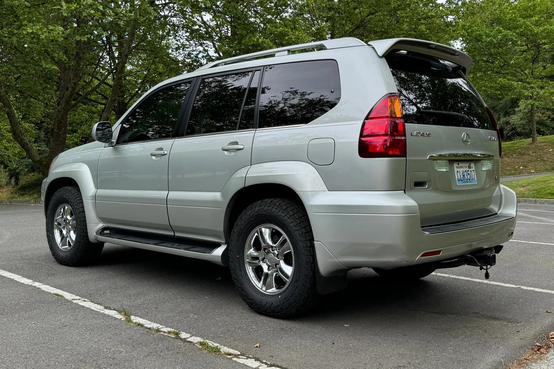2003 Lexus GX 1st Gen - Image 11 of 31