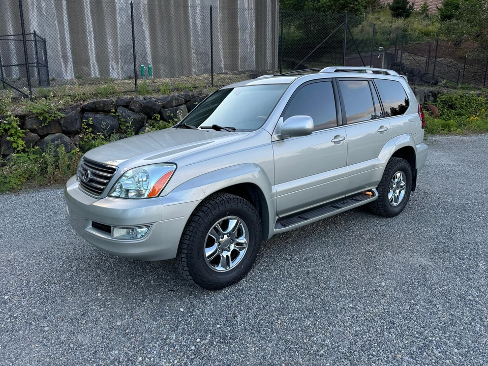 2003 Lexus GX 1st Gen - Image 7 of 31