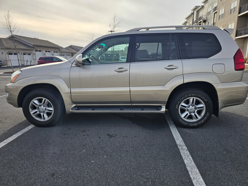 2003 Lexus GX 1st Gen - Image 7 of 31