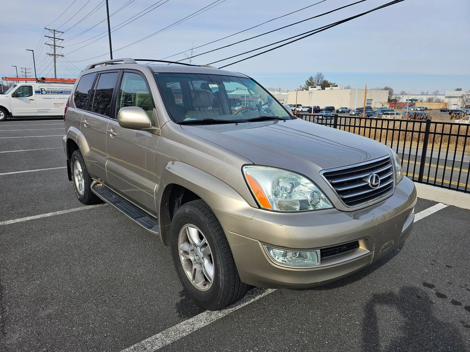 2003 Lexus GX 1st Gen - Image 10 of 31