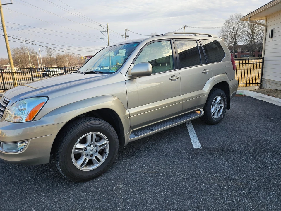 2003 Lexus GX 1st Gen - Image 6 of 31