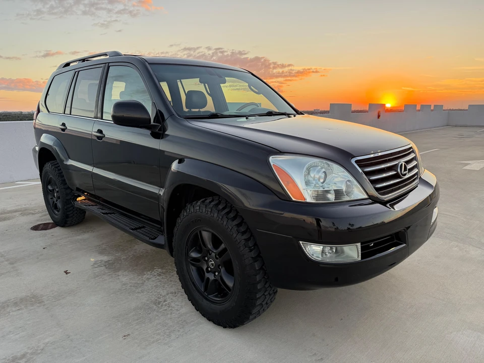 2003 Lexus GX 1st Gen - Image 23 of 31