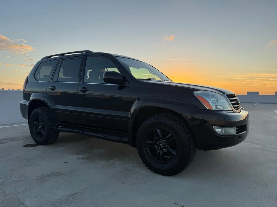 2003 Lexus GX 1st Gen - Image 22 of 31