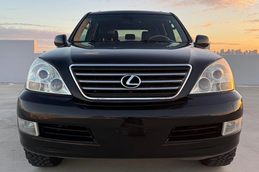 2003 Lexus GX 1st Gen - Image 2 of 31