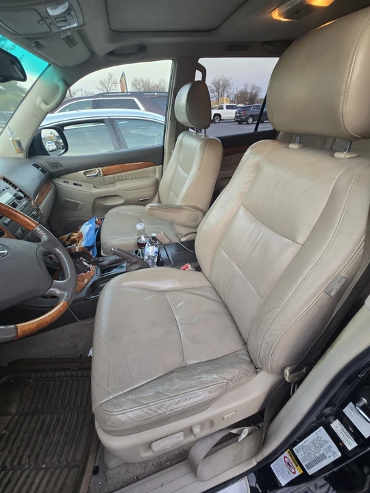 2003 Lexus GX 1st Gen - Image 6 of 8