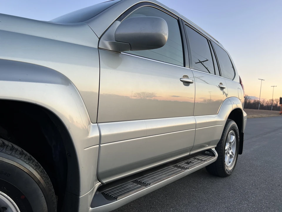 2003 Lexus GX 1st Gen - Image 31 of 31