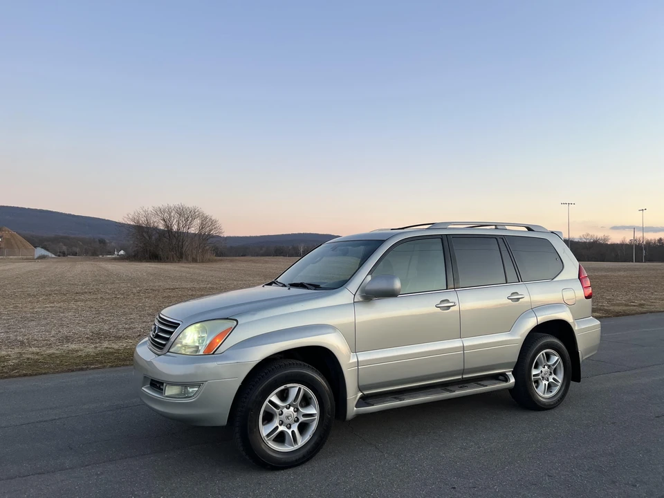 2003 Lexus GX 1st Gen - Image 10 of 31
